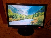 Monitor LG Flatron W1943SS z okablowaniem