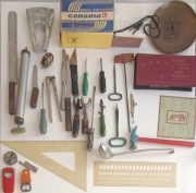 Zestaw bibelotów narzędzi otwieraczy i inne z PRL