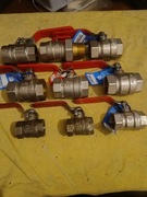 9 zaworów do wody, nieużywanych 6x1" i 3x3/4"