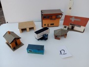 Domki budowle na makiete  skala   1/87  HO 7szt.