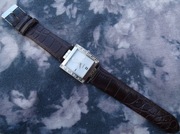 Zegarek QUARTZ koperta prostokąt 32 X 32 mm BARDZO ŁADNY