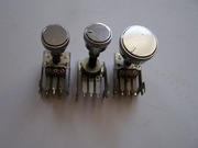 SONY retro radiomagnetofon CFS-45L komplet potencjometrów z nakładkami