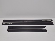 SUZUKI SWIFT MK7 10-17 5D HB LISTWY NAKŁADKI DRZWI KOMPLET 990E0-63J39-000