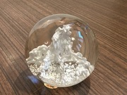 Śliczna szklana kula ozdoba przycisk do papieru 