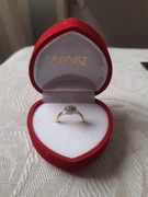 Pierścionek zaręczynowy z brylantami