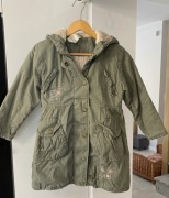 Kurtka długa dla dziewczynki, zielona