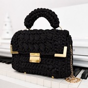 Torebka kuferek ręcznie robiona na szydełku 