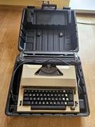 Maszyna do pisania Privileg 591 CB