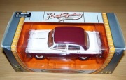 model w skali 1:24 GAZ VOLGA M-21 1957