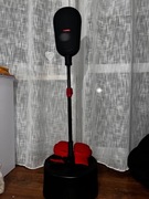 Wolnostojącą gruszkę bokserską