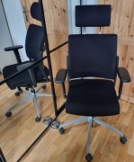 Sitag biurowy fotel obrotowy z zagłówkiem i pełną regulacją