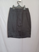 Czarna elegancka spódnica 36/S midi