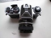 NIKON FE z NIKKOREM 2 / 50