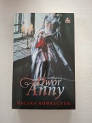 NOWA! Dwór Anny Halina Kowalczuk 