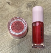 Revolution Cherry Lip Oil Zestaw upominkowy, błyszczyk oraz maseczka do ust