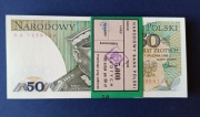 Paczka bankowa 50 złotych 1988 r. seria KA. Stan banknotów UNC, idealna.