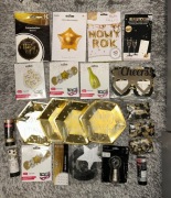 Zestaw duża ilość balonów, talerzyków, konfetti itp na Nowy Rok