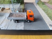 Herpa 307857 – Mercedes-Benz Atego wywrotka – Skala H0 (1:87)