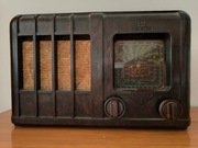 Radio lampowe Z.P.R. Pionier - klasyk z PRL / 1948-1953