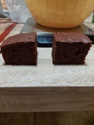 Czekoladowe ciasto z orzechami włoskimi - do pracy, na budowę, do kawki