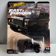 Hot Wheels Premium 1:64 LAND ROVER DEFENDER 90
