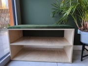 Ręcznie robiona skrzynia ze sklejki z siedziskiem na dowolny wymiar