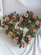 stroik serce na grób wieniec peonie różowe wianek wieniec na cmentarz 