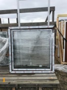 Okna i drzwi – drewniane oraz PVC – różne wymiary