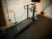 Bieżnia magnetyczna InSportLine z masażerem i twisterem