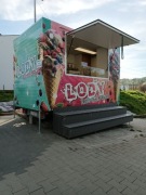 Przyczepa gastronomiczna / Przyczepa do sprzedaży lodów 