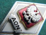 Odznaka absolwenta AON z 1990 r. mennica
