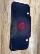 Gumowa ochrona na szybę w aucie