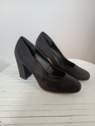 Czarne czółenka Atmosphera używane rozmiar 6/39