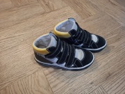 Buty trzewiki Bartek roz. 32, dł. wkł. 21cm