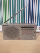 Miniradio FM  SONY ICF-15 sprawne na baterię 