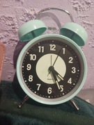 Budzik piekny turkus i zestaw do okien i zabawek gratis