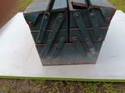 Skrzynka metalowa narzędziowa