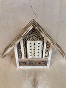 Hotel domek ul budka dla owadów pszczół murarek