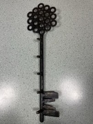 Ręcznie kuty wieszak rękodzieło w kształcie klucza Vintage