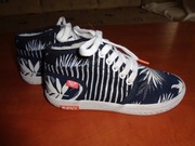 ROXY śliczne buciki w sportowym stylu ocieplane futerkiem 29/19 cm
