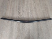 Kierownica rowerowa carbon MTB 31.8 690mm 167g 