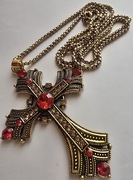 Piękny Krzyżyk z Watykanu. Naszyjnik. PREZENT dla Babci. Różaniec. (T).