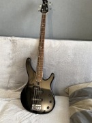 Gitara basowa Yamaha TRBX174 (Gwarancja) + Peavey Vypyr X1 + gratisy