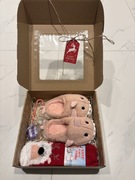 Zestaw świąteczny – kapcie + skarpetki + gratisy!