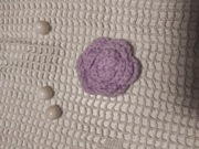 Kwiatek RÓŻA jasno-wrzosowym, włóczka 