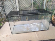 Terrarium / Akwarium szklane z metalową pokrywą – duże, solidne (80x35x40)