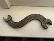 Przedwojenny klucz plaski