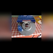 tarcze hamulcowe przód