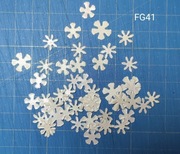 SCRAPKI KRAKÓW KOMUNIA kwiatuszki 50 szt. perłowa biel BOY GIRL (FG41)