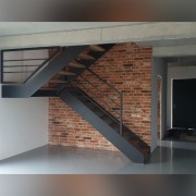 SCHODY STALOWE INDUSTRIALNE DREWNIANE